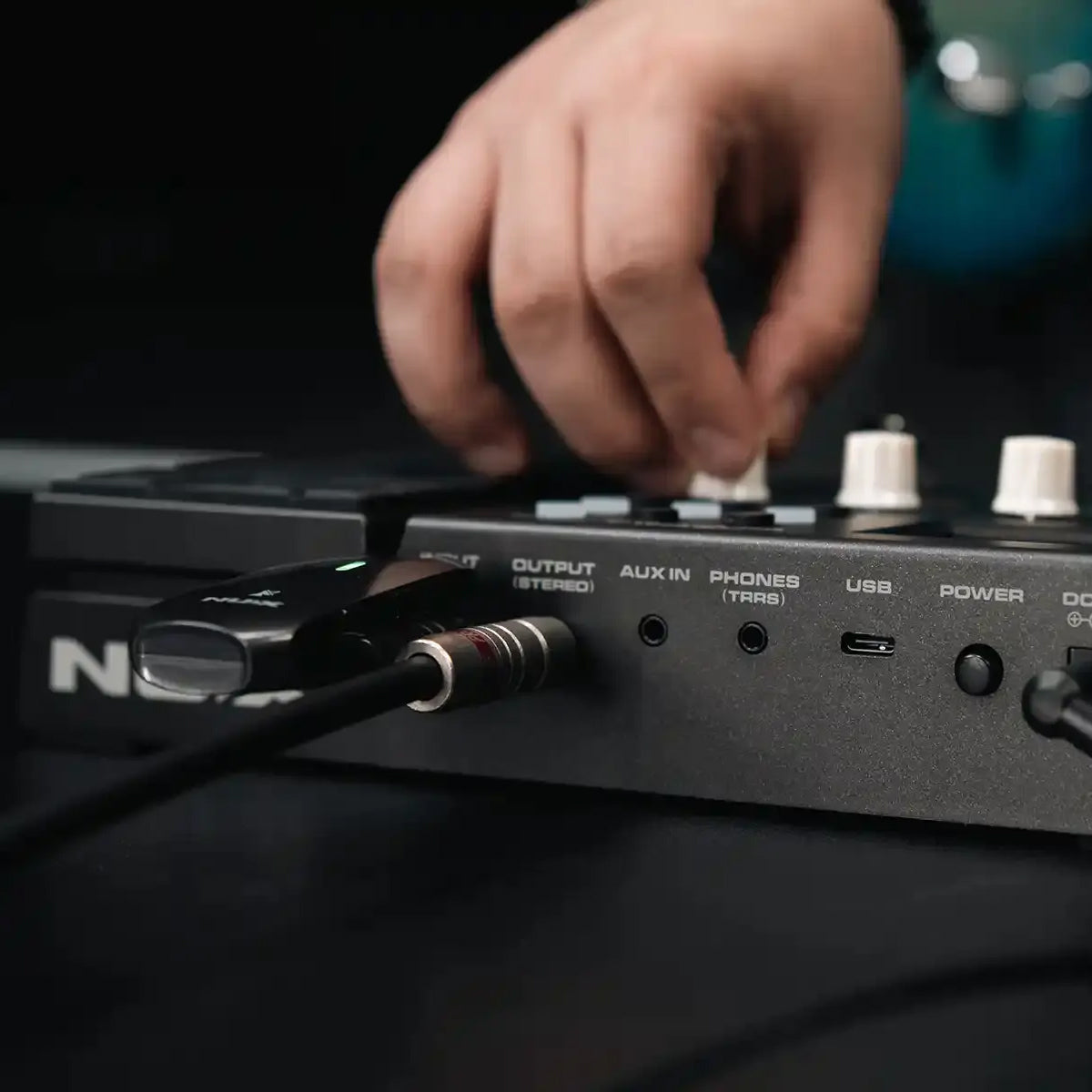 Pedalera Multi-efectos Para Guitarra Eléctrica Nux Mg-300 MKII