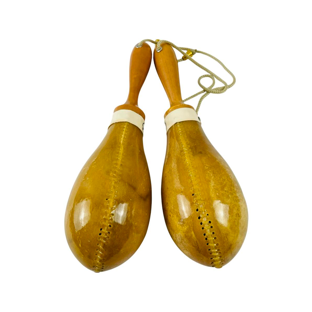 Par De Maracas En Cuero Natural + Estuche