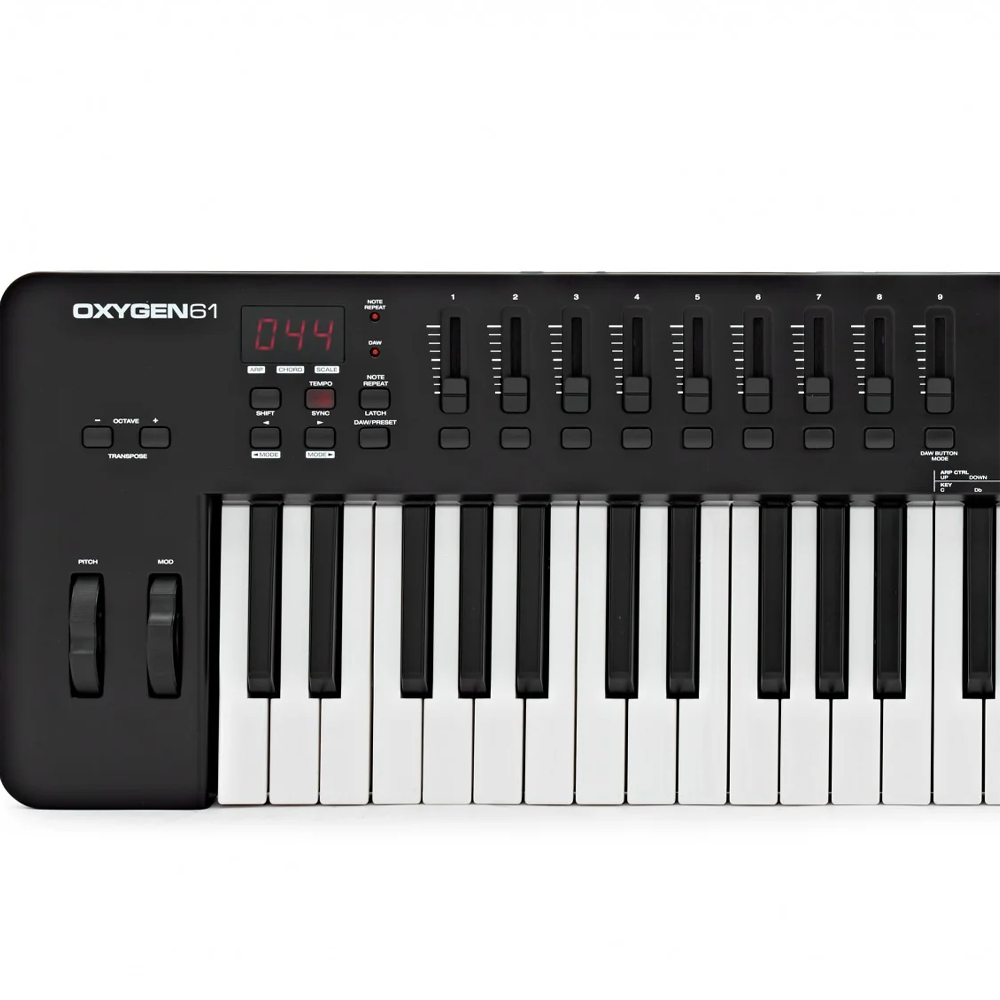 Controlador Midi M-audio Oxygen De 61 Teclas Mkv