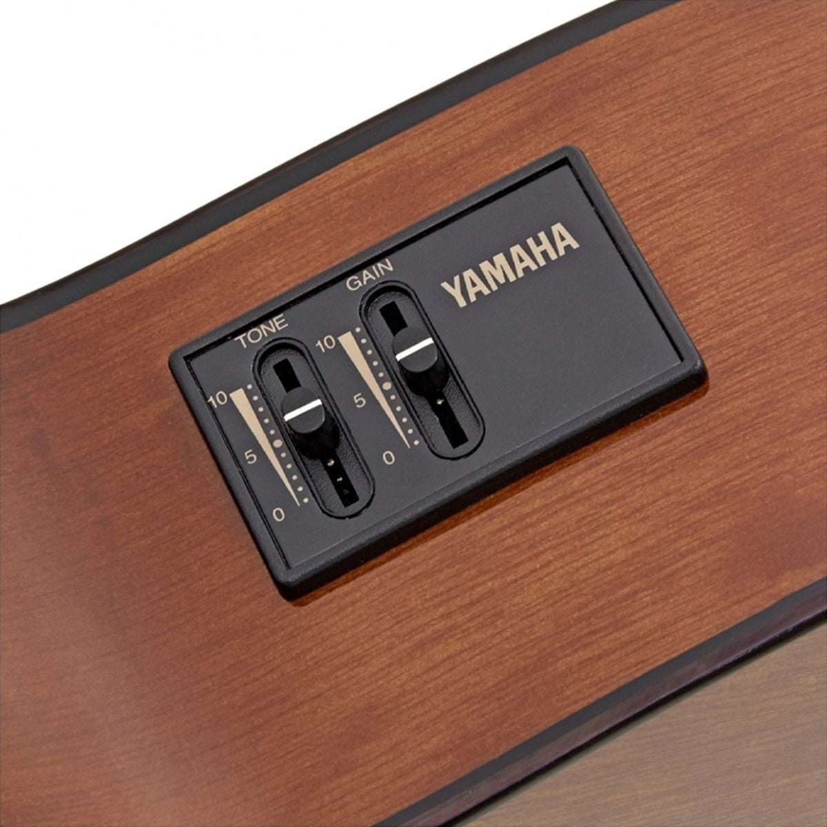 Guitarra Electroacustica Yamaha Cx-40 Con Estuche