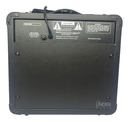 Amplificador De Bajo Boston Gb-15 15 Watts